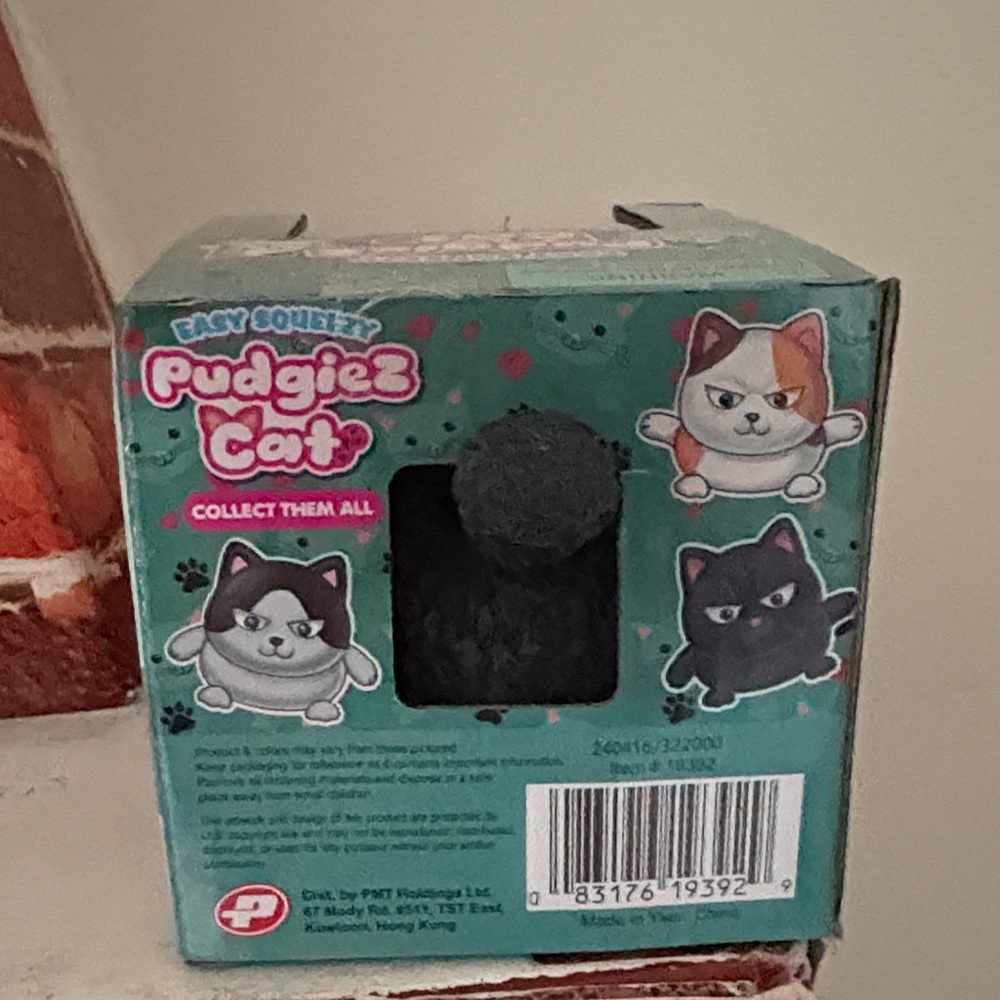 Pudgiez Cat Plush Squeeze Toy — Black - Picture 11 of 14